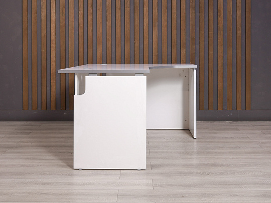 Стол угловой ДСП Белый Россия