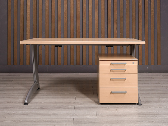 Стол с тумбой Steelcase ДСП Дуб США