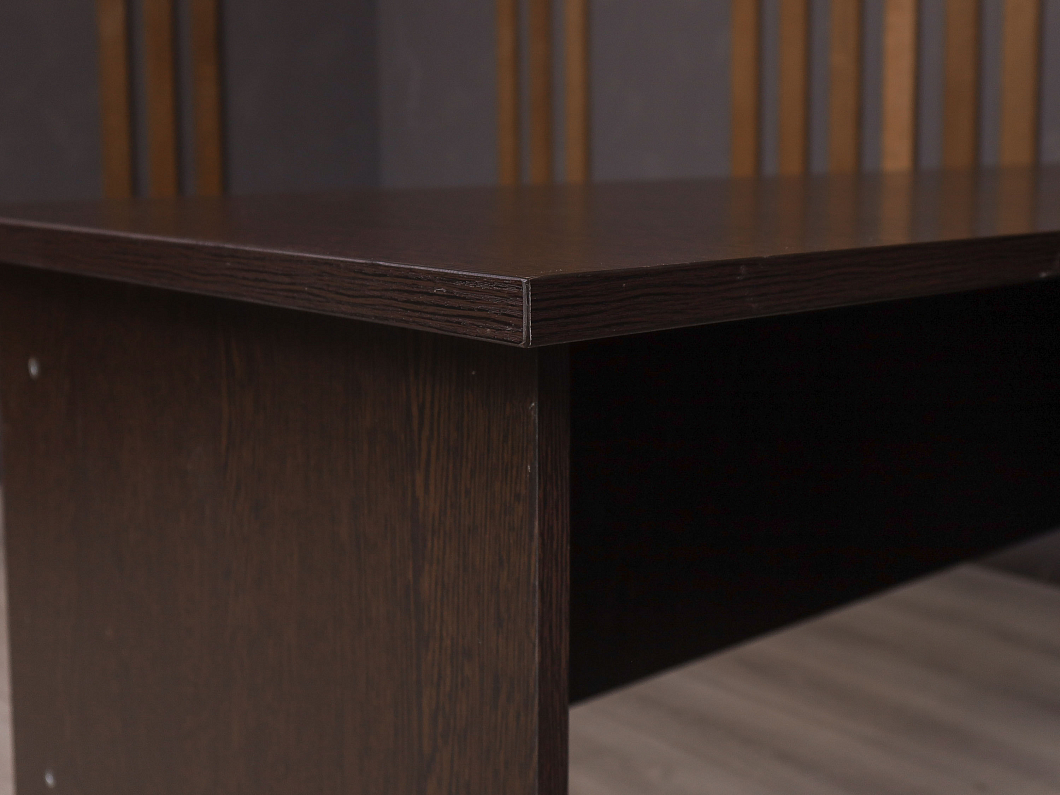 Стол с тумбой ДСП Венге Россия (21541-25026)