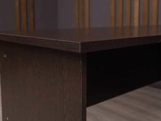 Стол с тумбой ДСП Венге Россия