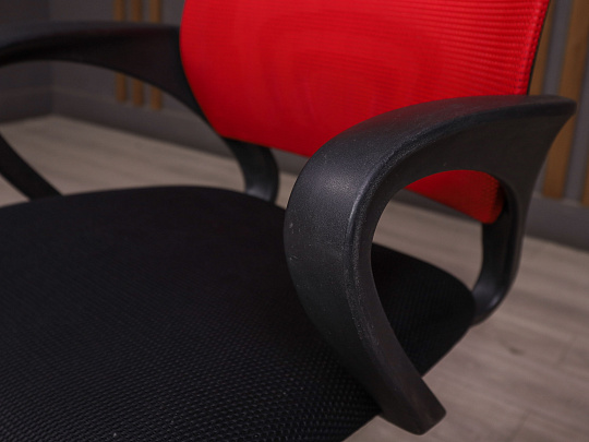 Офисное кресло Ткань Красный Россия