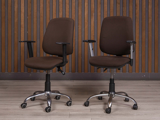 Офисное кресло Ткань Коричневый Россия