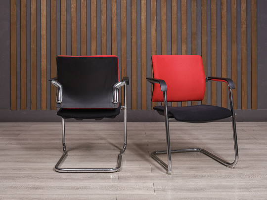 Конференц-кресло Ткань Красный Россия