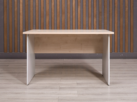 Стол прямоугольный ДСП Дуб Россия