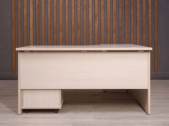 Стол с тумбой ДСП Дуб Россия