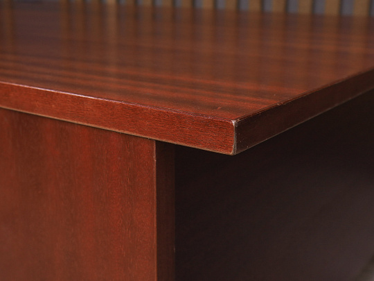 Стол угловой ДСП Махагон Россия