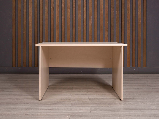 Стол прямоугольный ДСП Дуб Россия