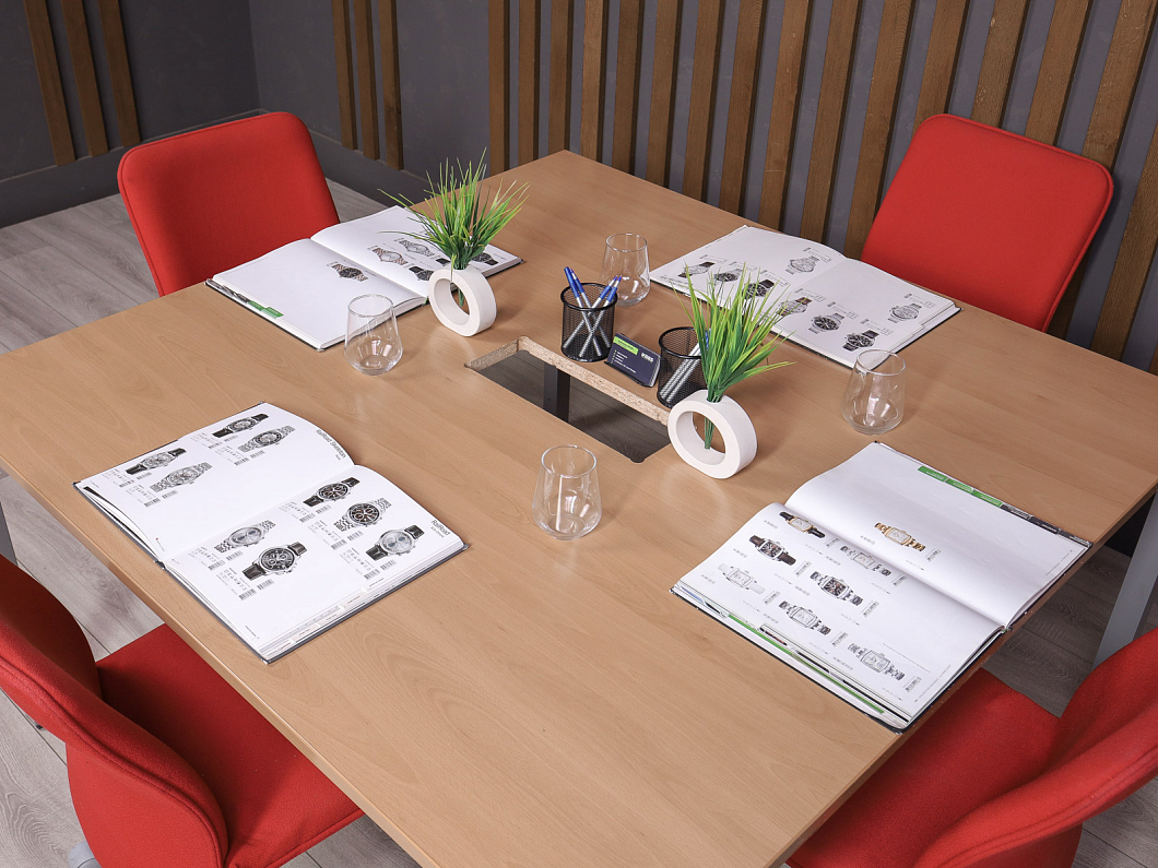 Стол для переговоров Steelcase Finishes ДСП Клен Германия (СДПМР1-280723)