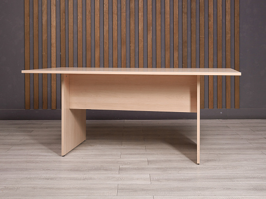 Стол прямоугольный ДСП Клен Россия