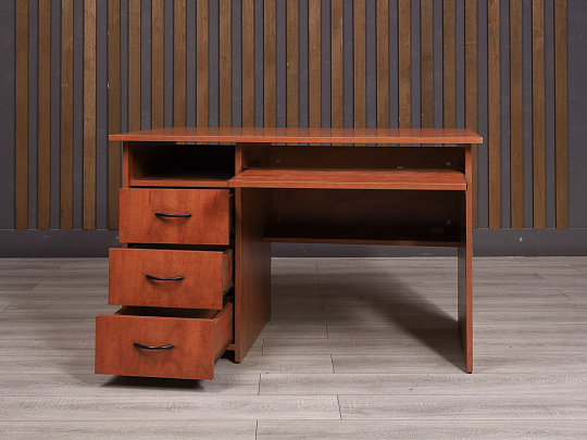 Стол с тумбой ДСП Мерано Россия