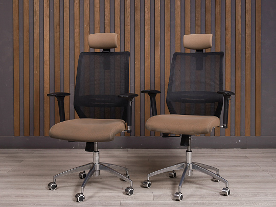 Кресло руководителя Ткань Коричневый Россия