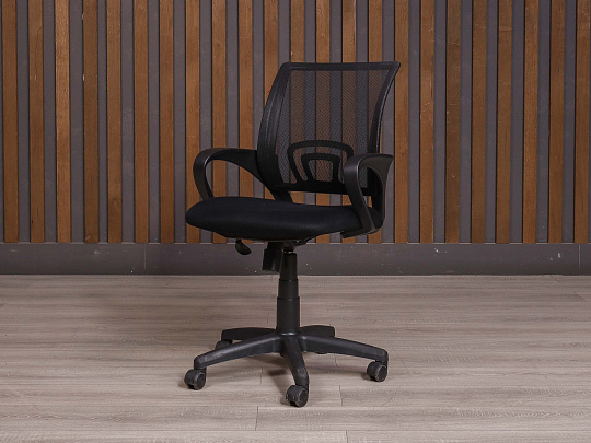 Офисное кресло ДЭФО Ткань Чёрный Россия