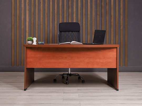 Стол руководителя ДСП Вишня Россия