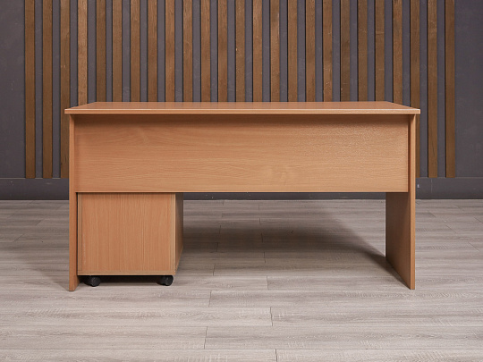 Стол с тумбой ДСП Клен Россия