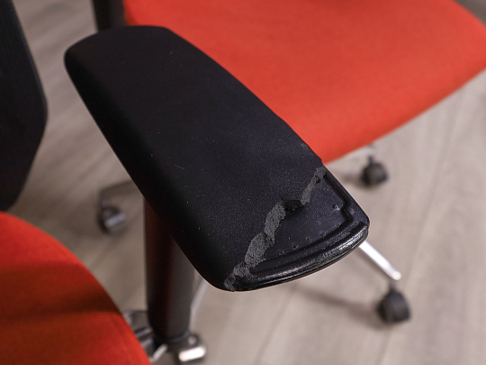 Офисное кресло Ткань Красный Россия