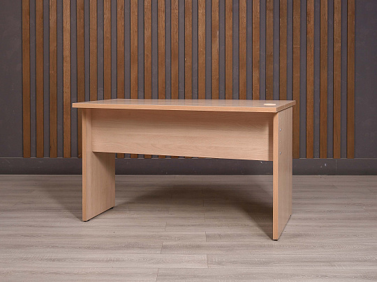 Стол эргономичный ДСП Дуб Россия