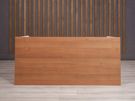 Стол прямоугольный ДСП Орех Россия