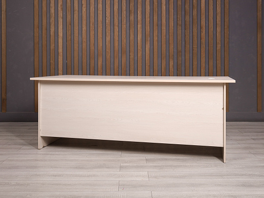 Стол прямоугольный ДСП Дуб Россия