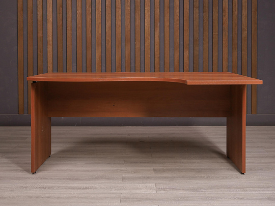 Стол эргономичный ДСП Орех Россия