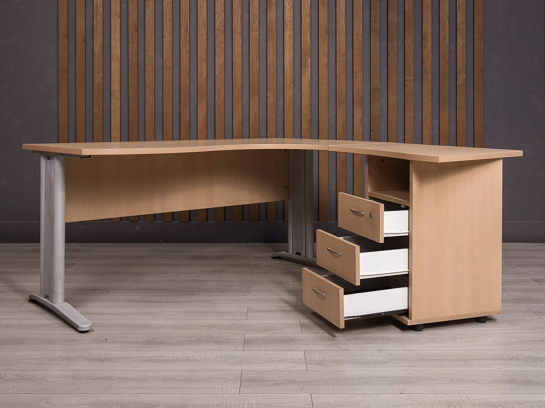 Стол с тумбой ДСП Клен Россия (2157-07115)