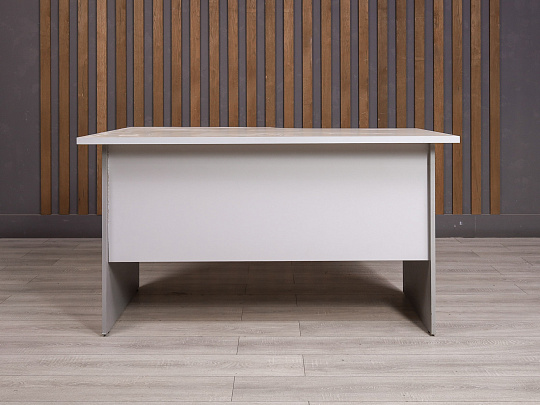 Стол эргономичный ДСП Дуб Россия