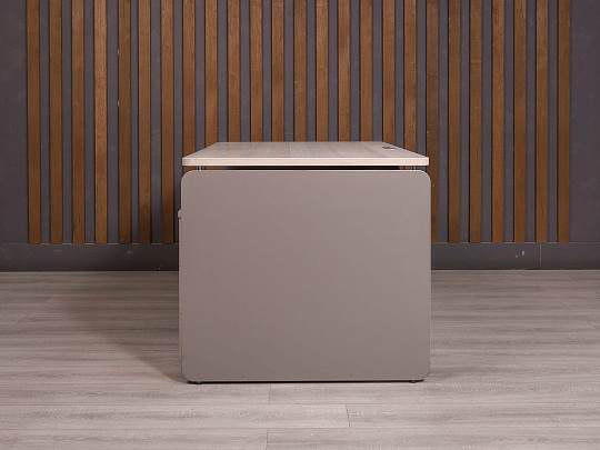 Стол с тумбой Accord ДСП Ясень шимо Россия