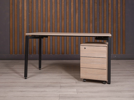 Стол с тумбой ДСП Ясень шимо Россия