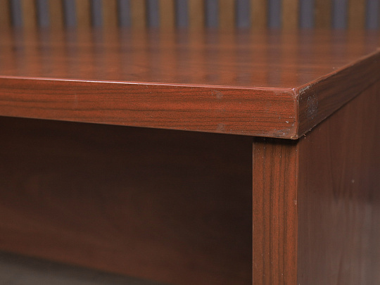 Стол руководителя ДСП Вишня Россия