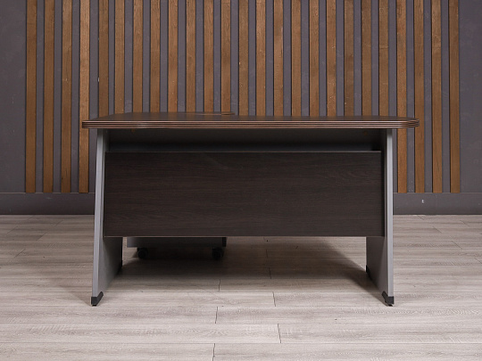 Стол с тумбой Berlin ДСП Венге Россия