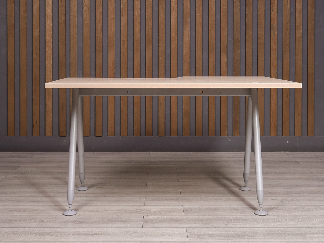 Стол эргономичный ДСП Клен Россия (232571-20105)