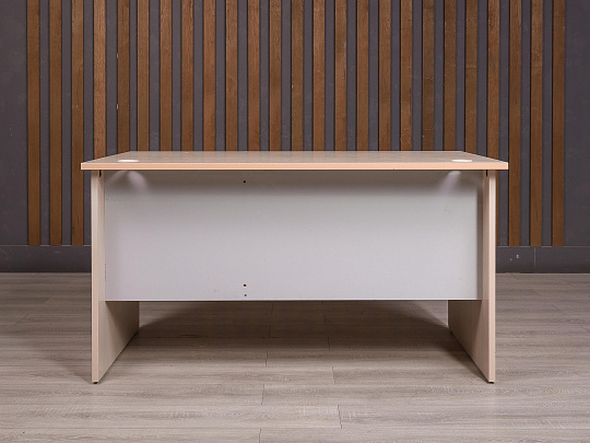 Стол прямоугольный ДСП Дуб Россия