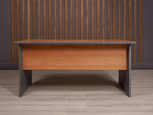 Стол прямоугольный ДСП Орех Россия