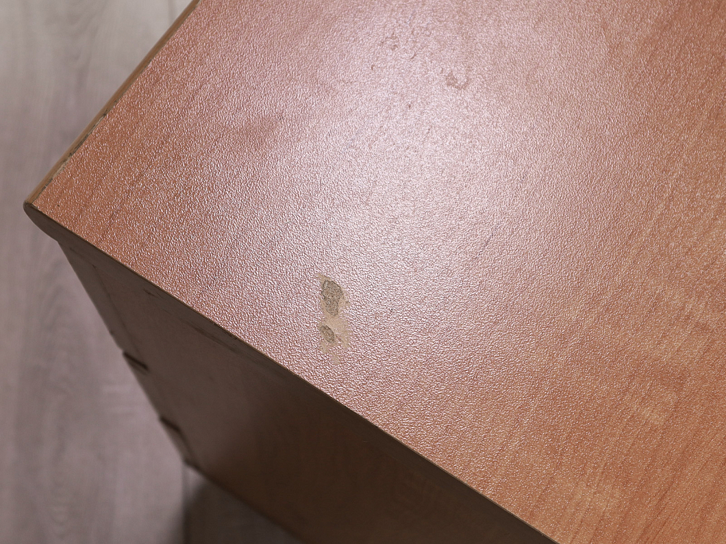 Стол с тумбой ДСП Орех Россия (2151-04125)