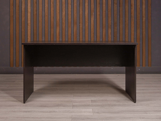 Стол прямоугольный ДСП Венге Россия