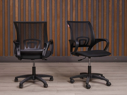 Офисное кресло Ткань Чёрный Россия