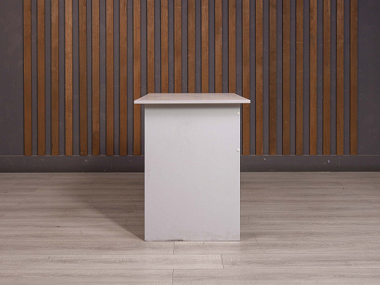 Стол прямоугольный ДСП Дуб Россия