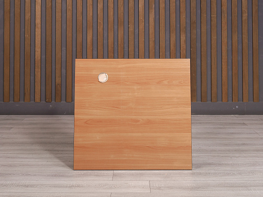 Стол прямоугольный ДСП Орех Россия