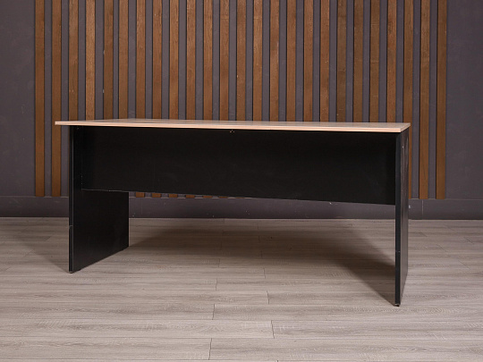 Стол прямоугольный ДСП Дуб Россия