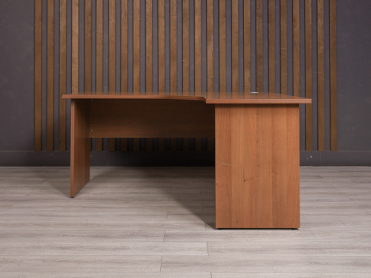 Стол угловой ДСП Орех Россия