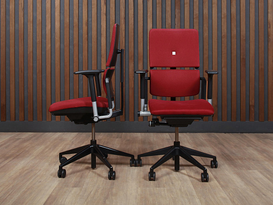 Кресло руководителя Steelcase Please 2 Ergonomic Ткань Красный США