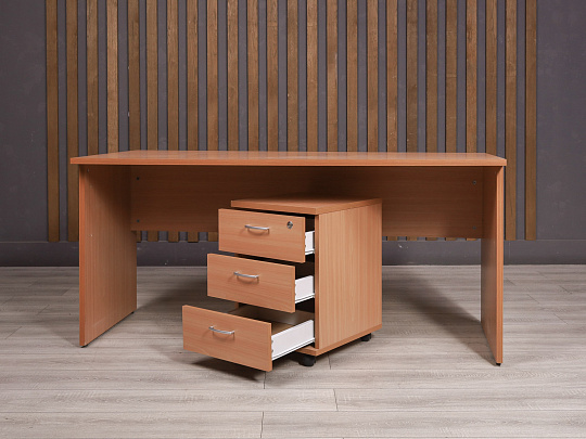 Стол с тумбой ДСП Клен Россия