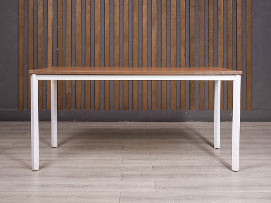 Стол прямоугольный ДСП Орех Россия