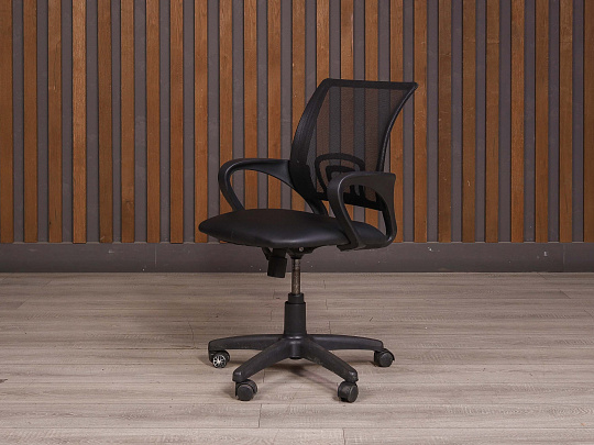 Офисное кресло Easy Chair Искусственная кожа Чёрный Россия