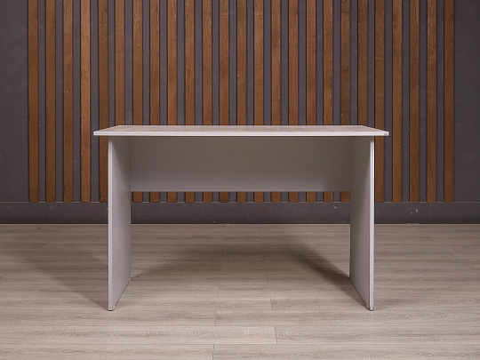 Стол прямоугольный ДСП Дуб Россия