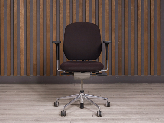 Офисное кресло Vitra Ткань Коричневый Швейцария