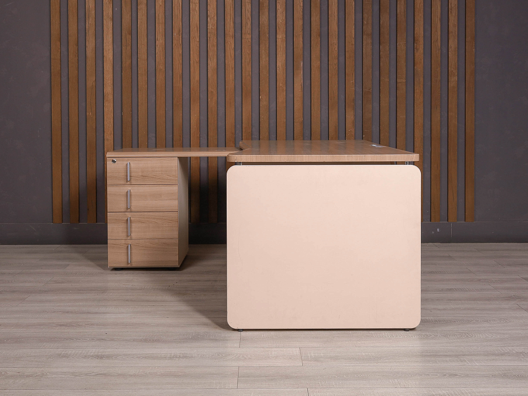 Стол с тумбой Accord ДСП Ясень шимо Россия (2174-03026)