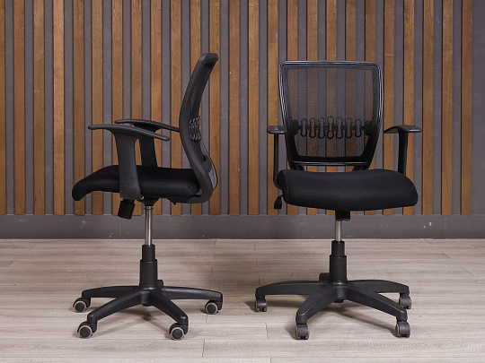 Офисное кресло Ткань Чёрный Россия