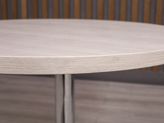 Стол для переговоров ДСП Дуб Россия