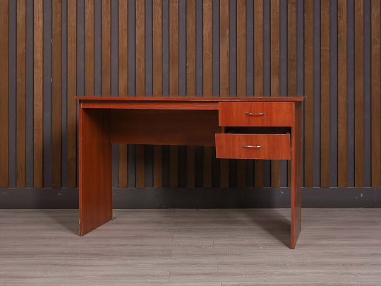 Стол прямоугольный ДСП Вишня Россия