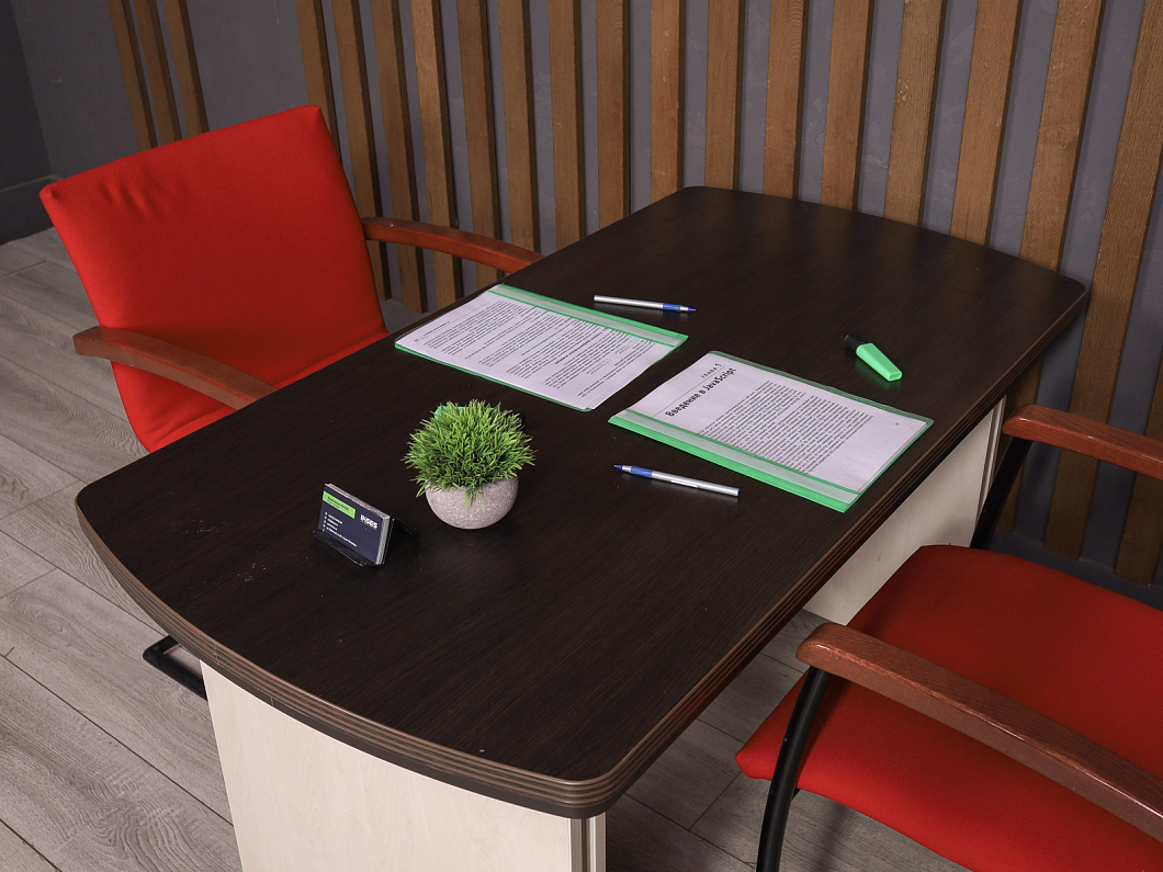 Стол-брифинг приставной Berlin ДСП Венге Россия (13541-02105)